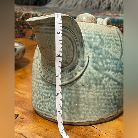 The Rusty Chai Tea Rare Unique Vintage Art Pottery Green
TeaPot Artist Signature - Picture 15 of 15